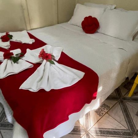 Апартаменты Residencia Da Claudia Фернанду-ди-Норонья Экстерьер фото